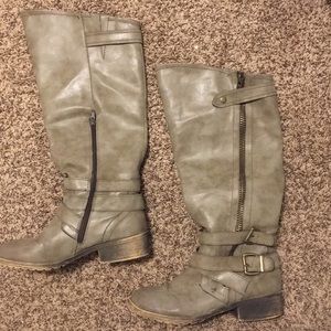 knee high grey boots